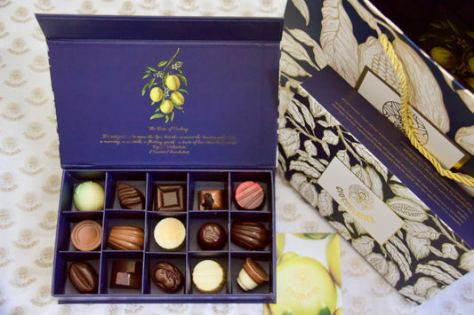 15 units Luxury Assorted Chocolates 5.64Oz (160g)